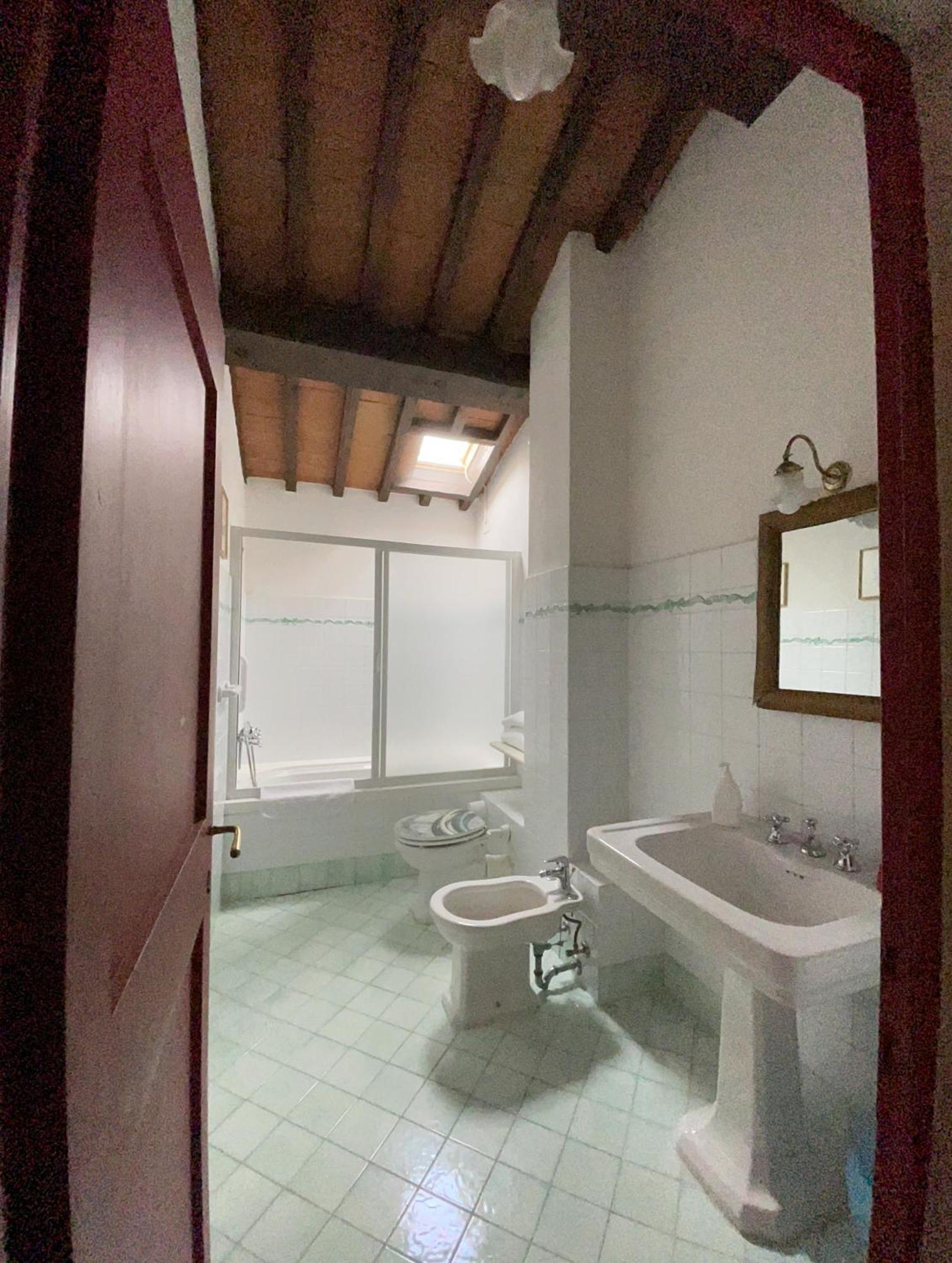 Гостьовий будинок Torre Di Ponzano Barberino Val d'Elsa Номер фото